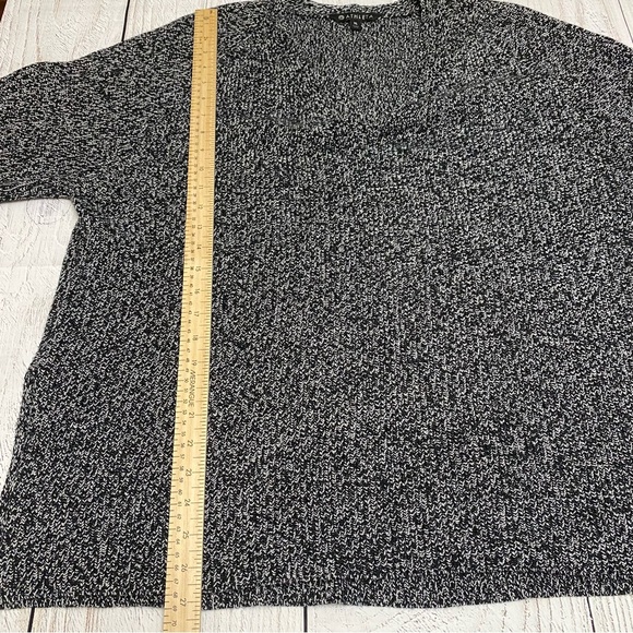 Athleta Switchback V-neck pullover knit sweater XL - Picture 8 of 10